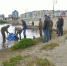 Надымчане в рамках экологической акции «Вода России» привели в порядок прибрежную зону озера Янтарное - ТРК Надым