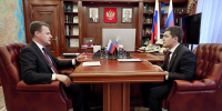 Дмитрий Артюхов и Алексей Чекунков провели встречу, в ходе которой рассмотрели вопросы поддержки резидентов Арктической зоны на Ямале - ТРК Надым